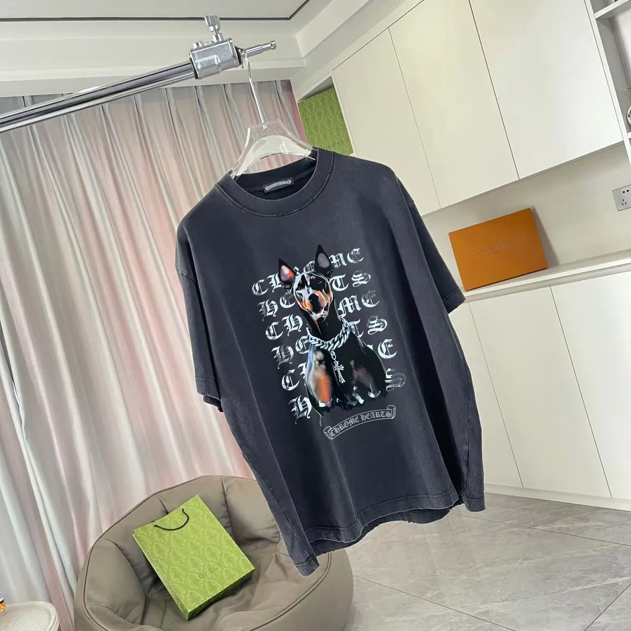🅿️190 ch Crow* 2025 summer new style, washed, distressed, spray-painted, Sanskrit cross print, short-sleeved T-shirt, customized fabric 320g, same style for men and women, size: S M L XL XXL five sizes, color: black, gray, gradient black, gradient red